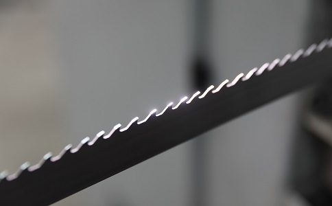 清远双金属带锯条产生切削噪音的原因具体有哪些？