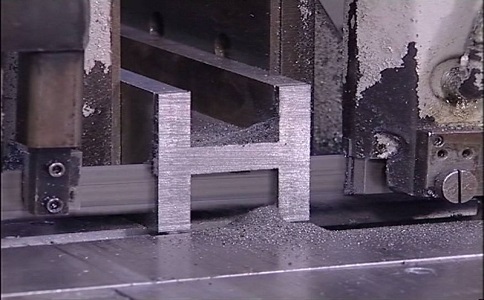 清远大揭秘：带锯条价格多少钱才能买到高质量的产品？